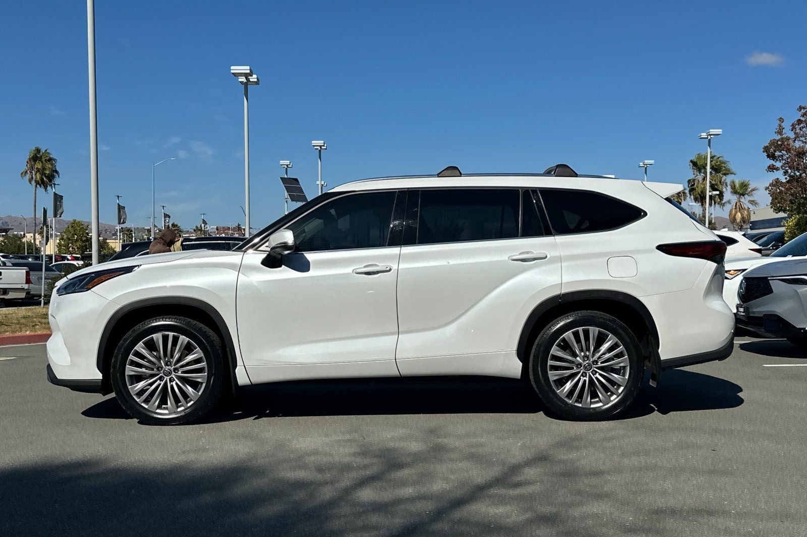 2022 Toyota Highlander Platinum
