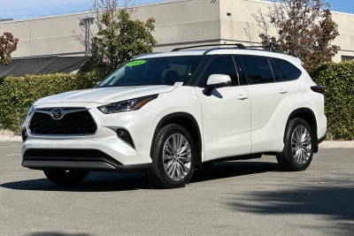 2022 Toyota Highlander Platinum