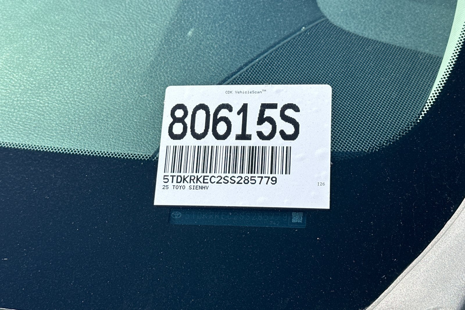 2025 Toyota Sienna LE 8 Passenger