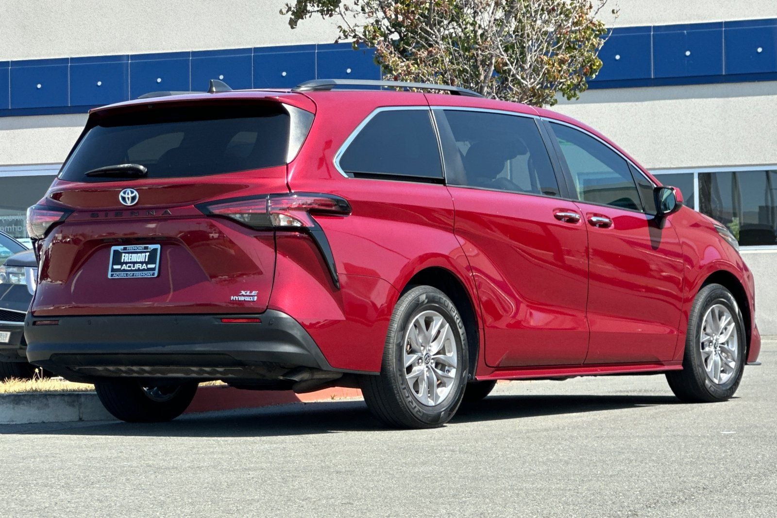 2022 Toyota Sienna XLE 7 Passenger