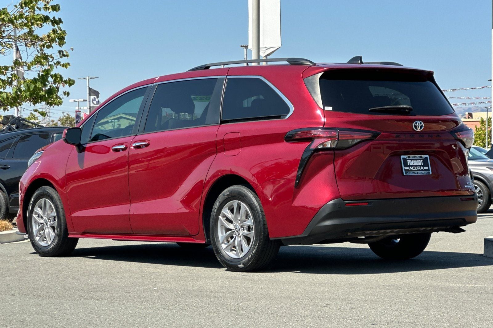 2022 Toyota Sienna XLE 7 Passenger