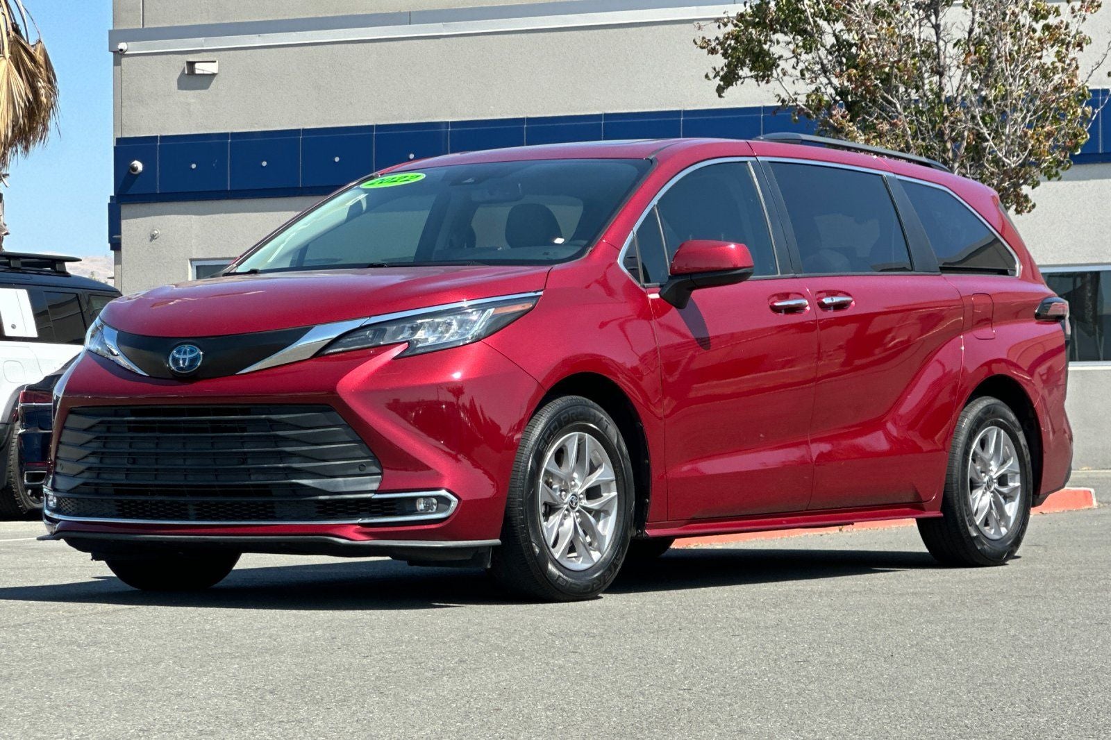 2022 Toyota Sienna XLE 7 Passenger
