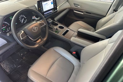 2022 Toyota Sienna XLE 7 Passenger