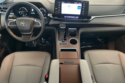 2022 Toyota Sienna XLE 7 Passenger