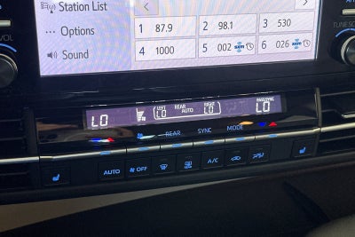 2022 Toyota Sienna XLE 7 Passenger