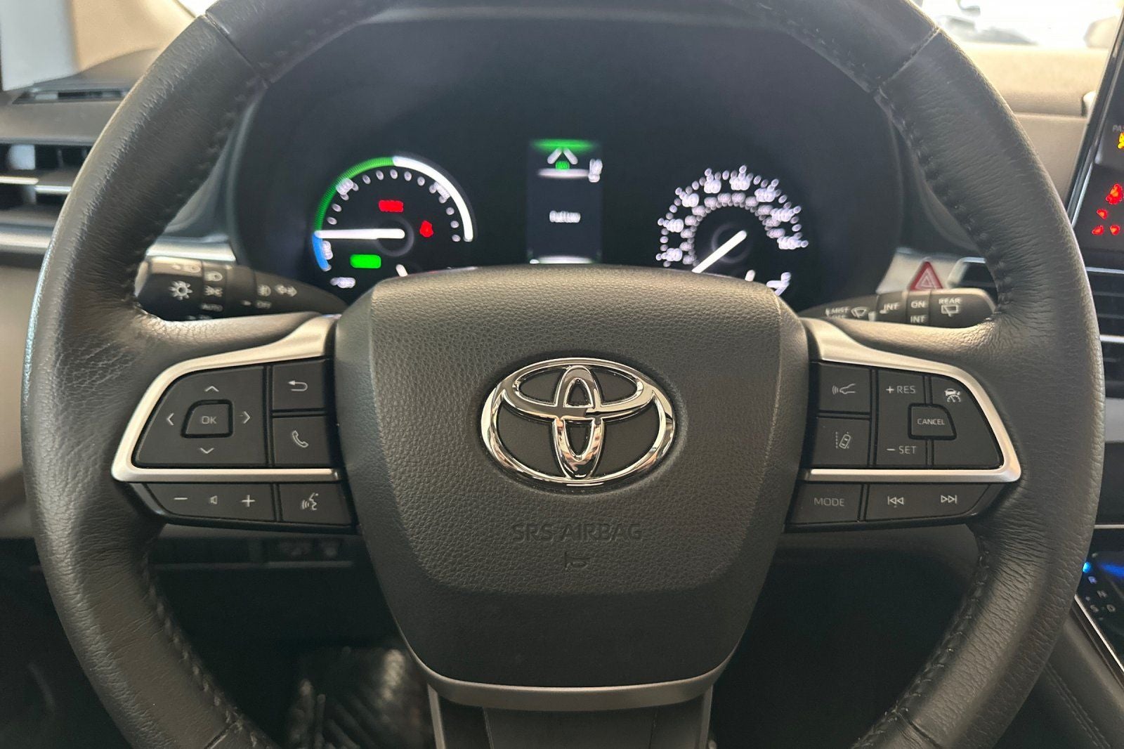 2022 Toyota Sienna XLE 7 Passenger