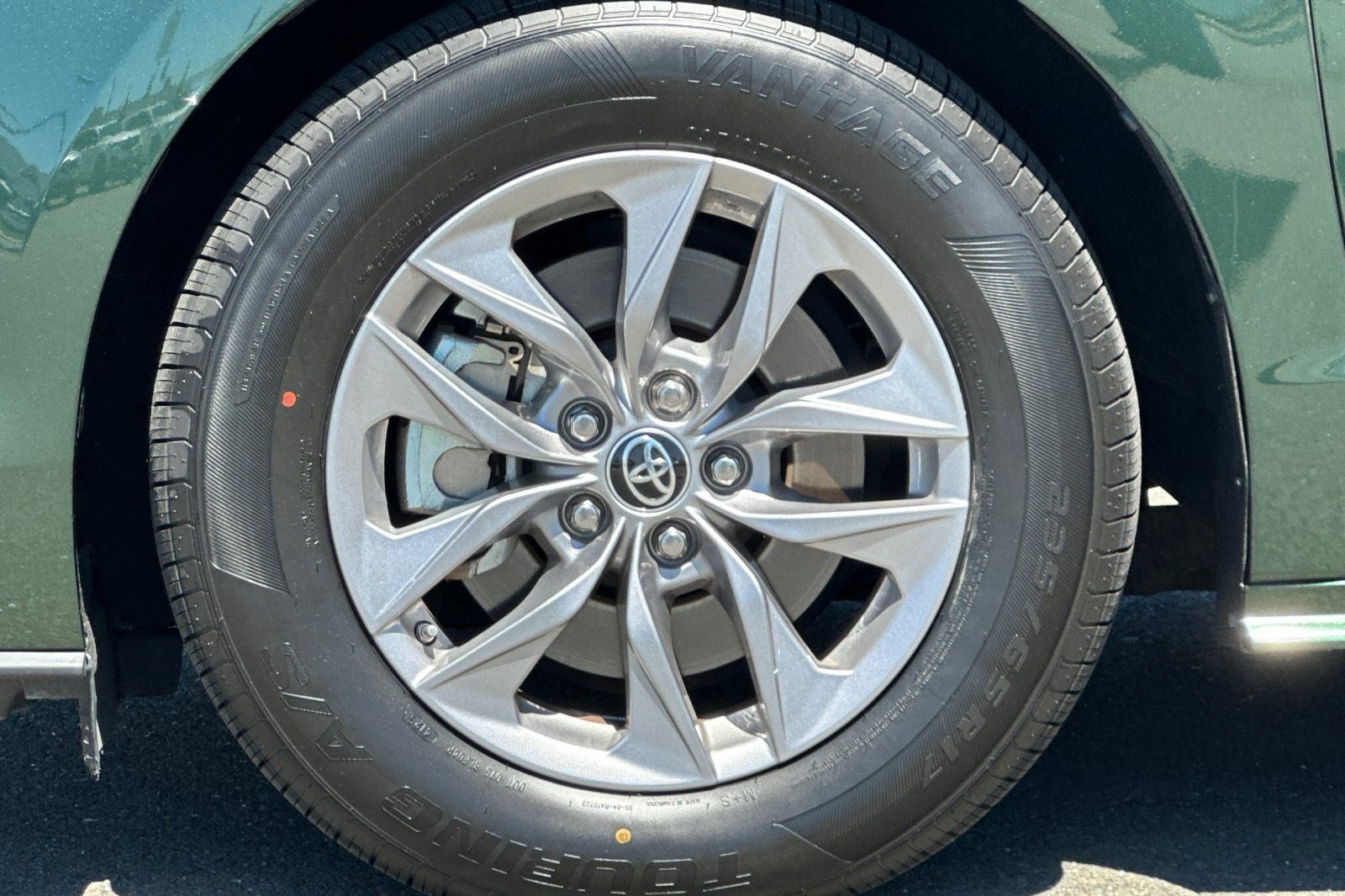 2022 Toyota Sienna XLE 7 Passenger