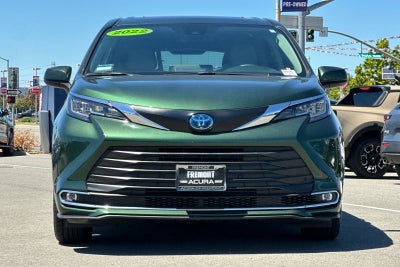 2022 Toyota Sienna XLE 7 Passenger