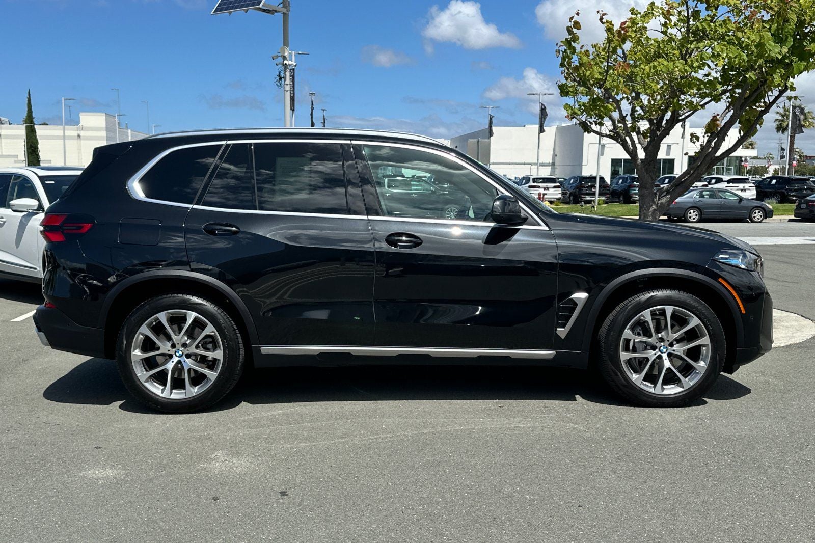 2025 BMW X5 xDrive40i Driver Asst PKG
