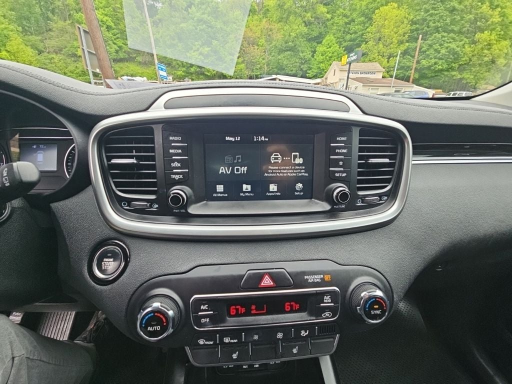 2020 Kia Sorento S