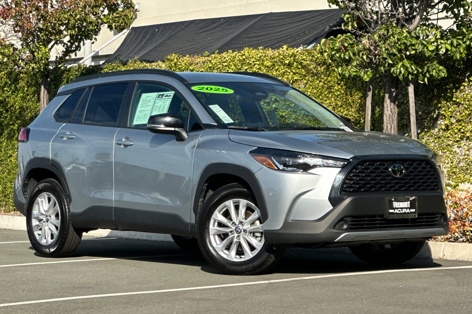 2025 Toyota Corolla Cross LE