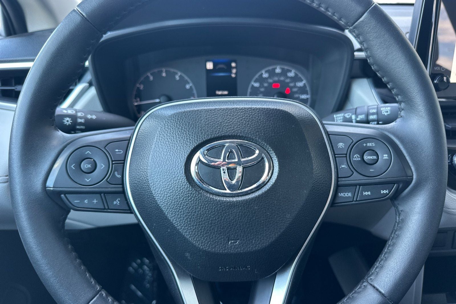 2025 Toyota Corolla Cross LE