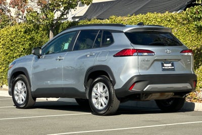 2025 Toyota Corolla Cross LE