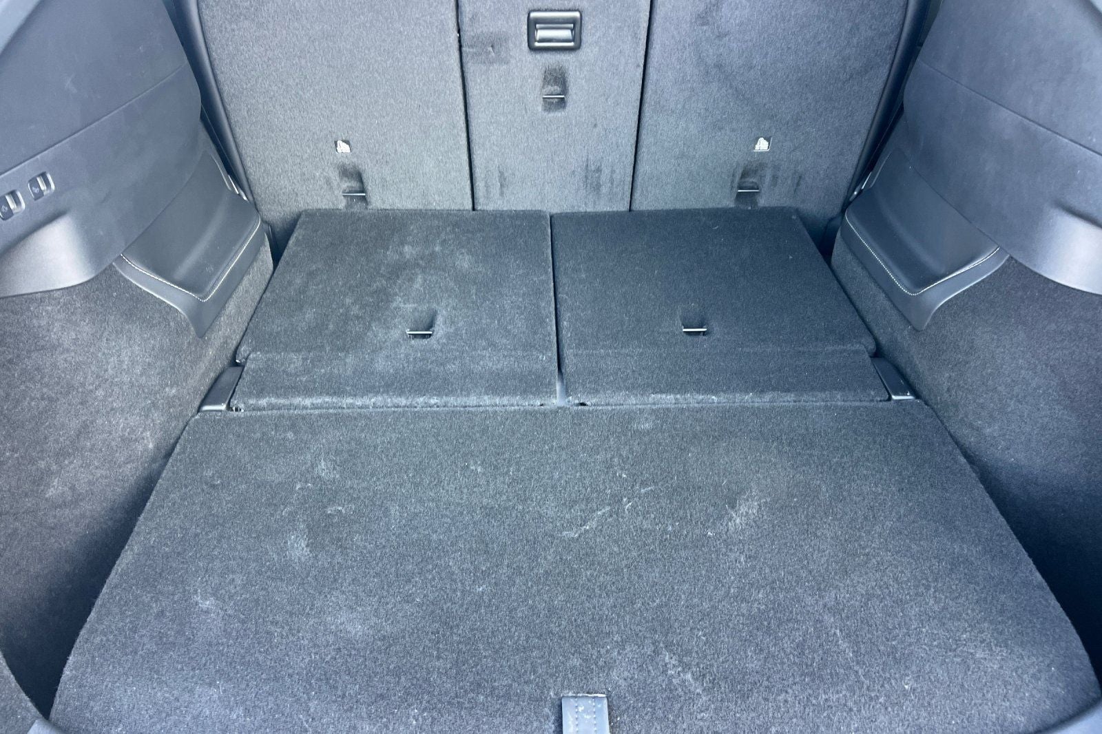 2024 Tesla Model Y Long Range 7 PASSENGER