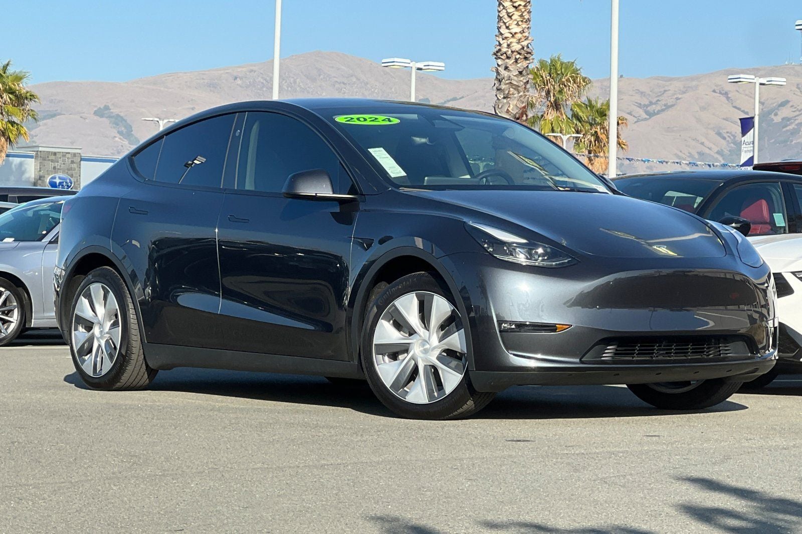 2024 Tesla Model Y Long Range 7 PASSENGER