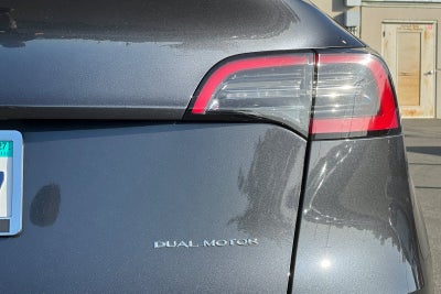 2024 Tesla Model Y Long Range 7 PASSENGER