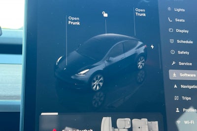 2024 Tesla Model Y Long Range 7 PASSENGER