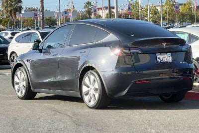 2024 Tesla Model Y Long Range 7 PASSENGER