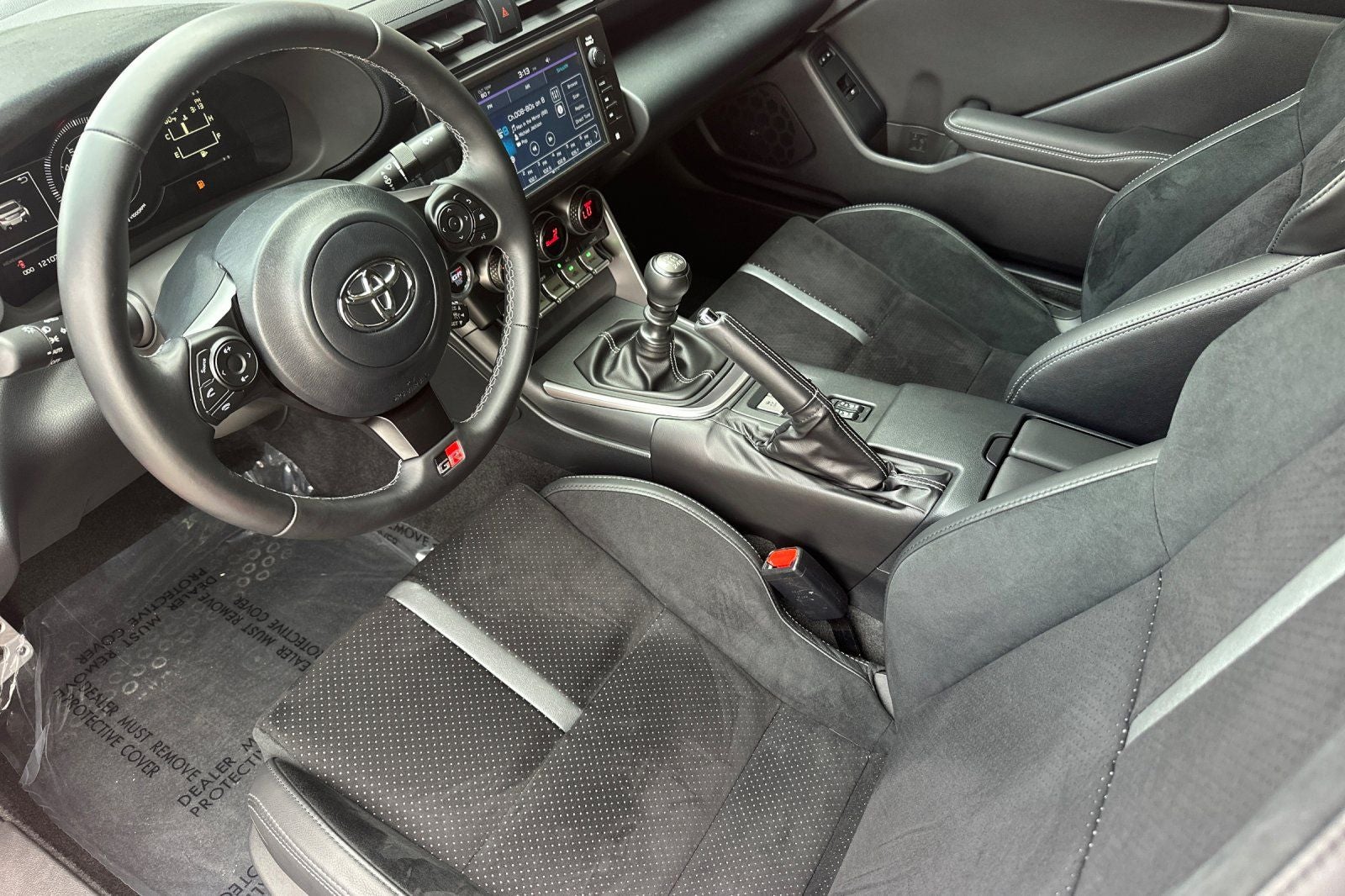 2025 Toyota GR86 Premium