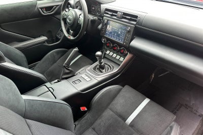 2025 Toyota GR86 Premium