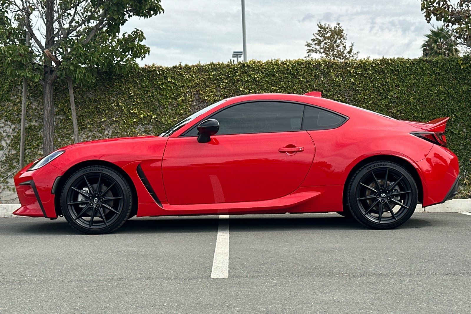 2025 Toyota GR86 Premium