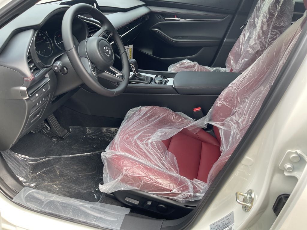 2026 Mazda Mazda3 2.5 S Carbon Edition