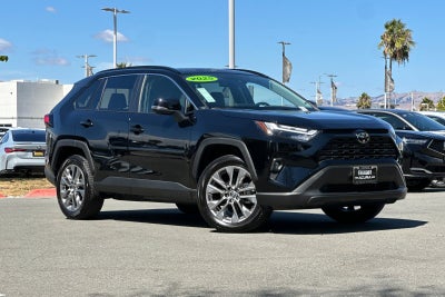 2025 Toyota RAV4 XLE Premium