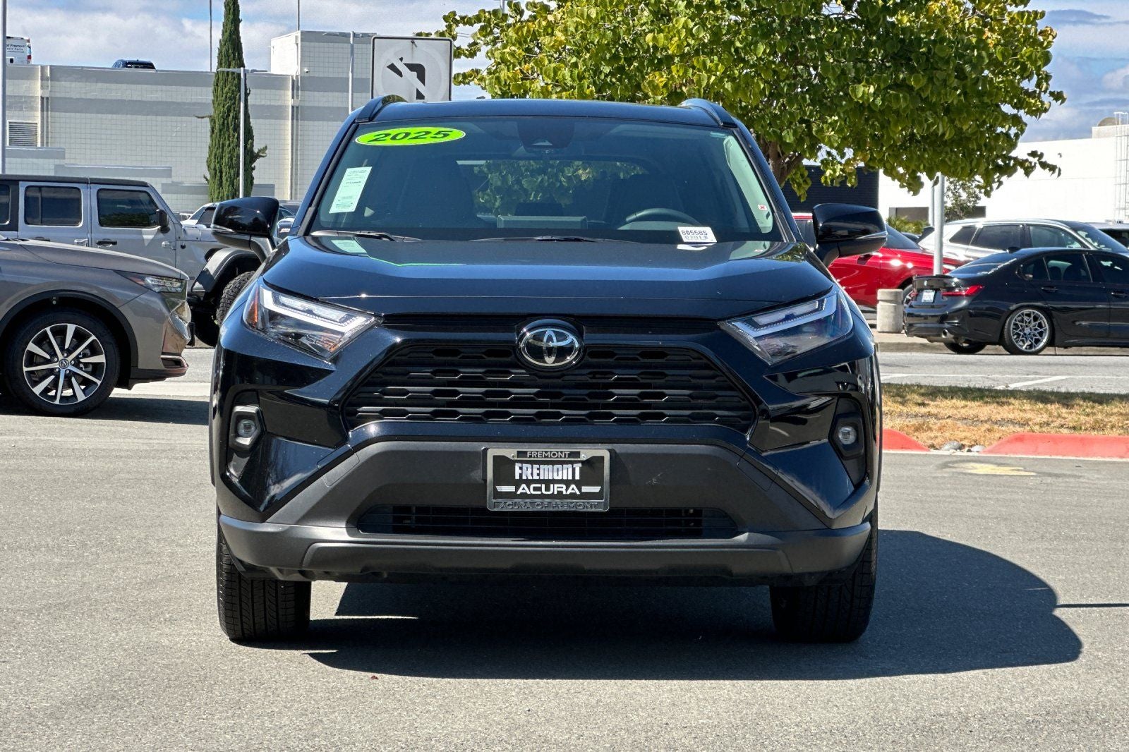2025 Toyota RAV4 XLE Premium