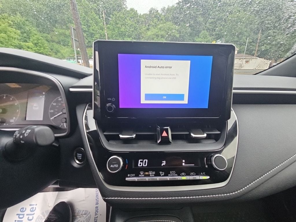 2025 Toyota Corolla Hatchback SE