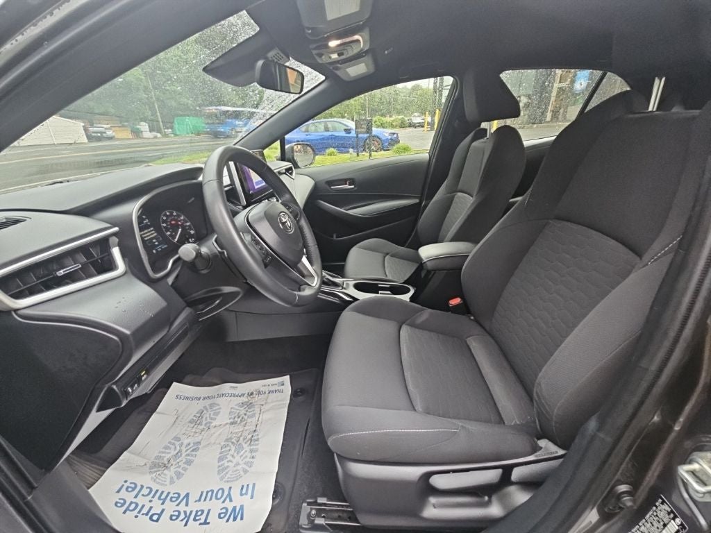 2025 Toyota Corolla Hatchback SE