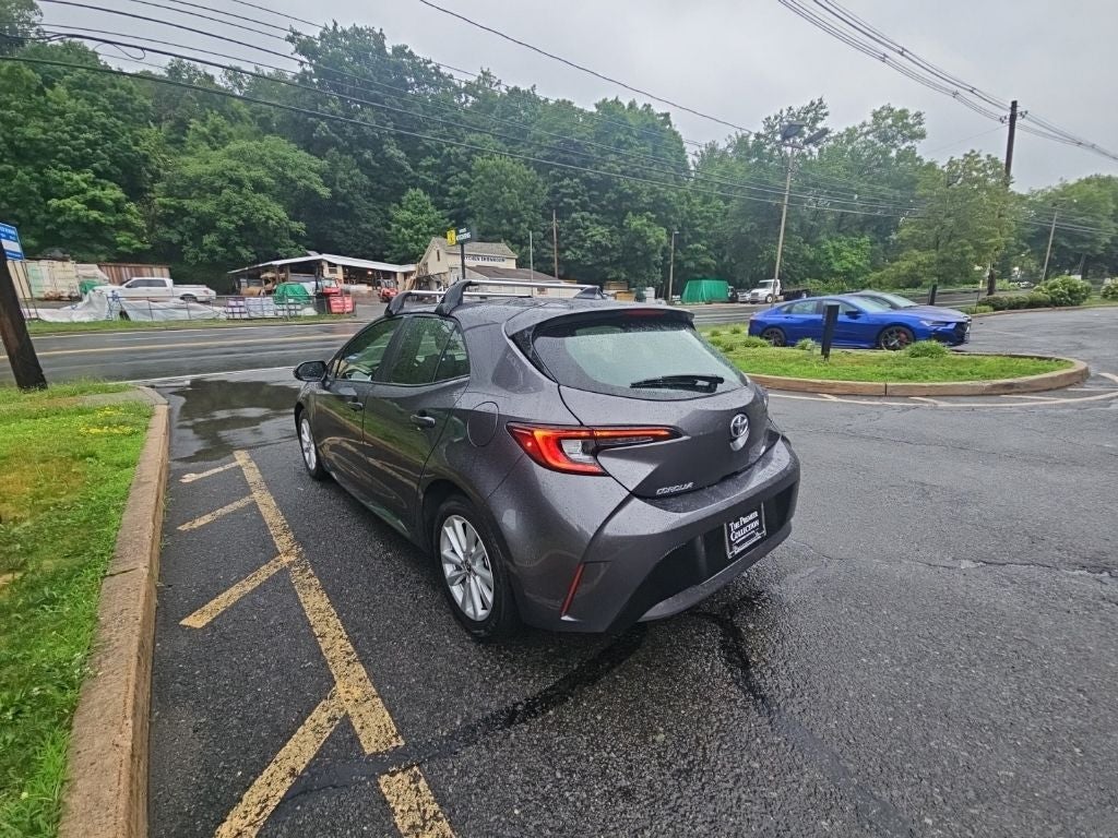 2025 Toyota Corolla Hatchback SE
