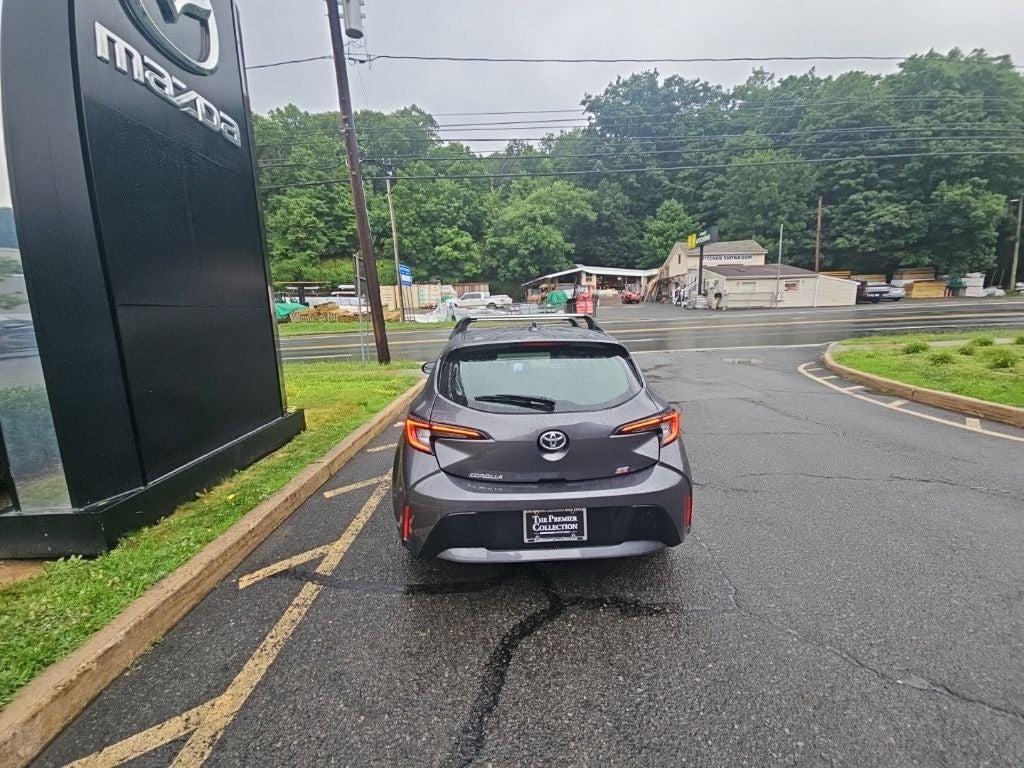 2025 Toyota Corolla Hatchback SE