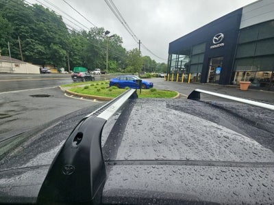 2025 Toyota Corolla Hatchback SE