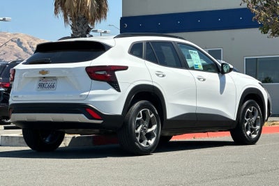 2025 Chevrolet Trax LT