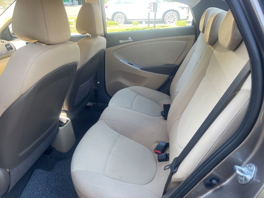 2013 Hyundai Accent GLS