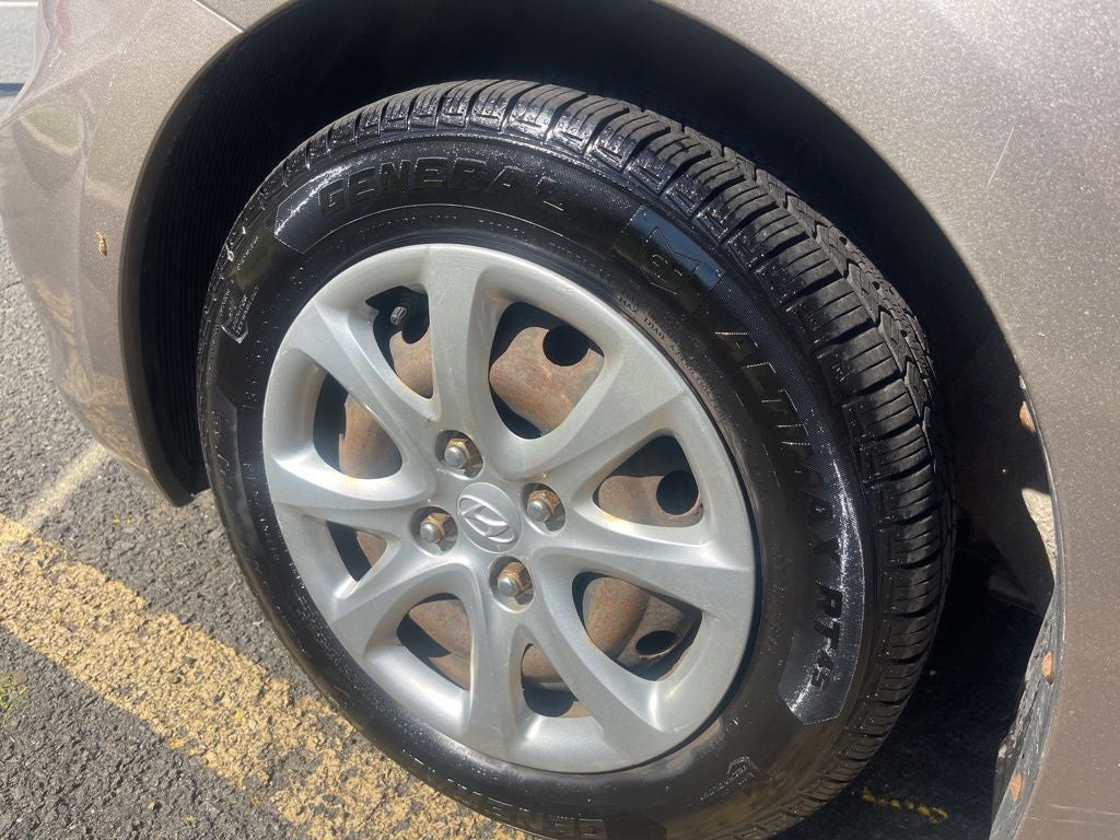 2013 Hyundai Accent GLS