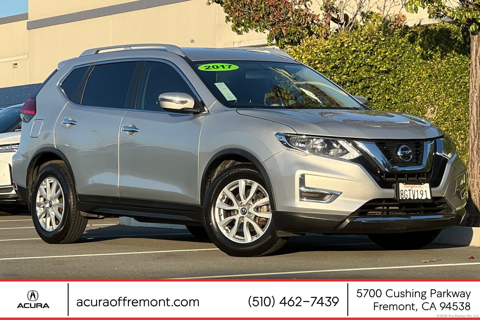 2017 Nissan Rogue SV