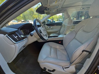 2018 Volvo S90 T5 Momentum
