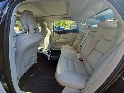 2018 Volvo S90 T5 Momentum