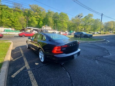 2018 Volvo S90 T5 Momentum