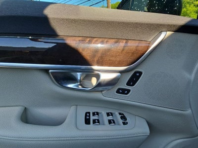 2018 Volvo S90 T5 Momentum