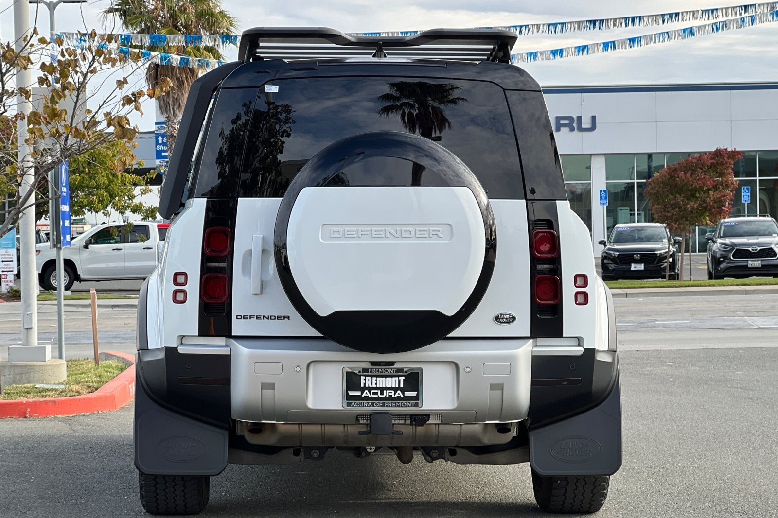 2023 Land Rover Defender 110 S