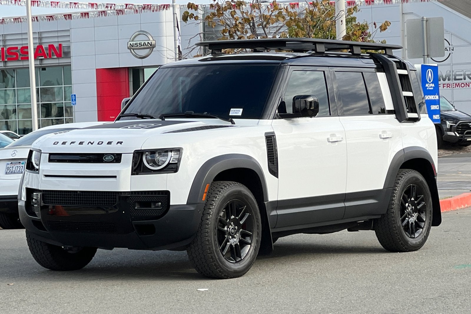 2023 Land Rover Defender 110 S