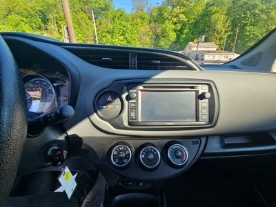 2017 Toyota Yaris LE