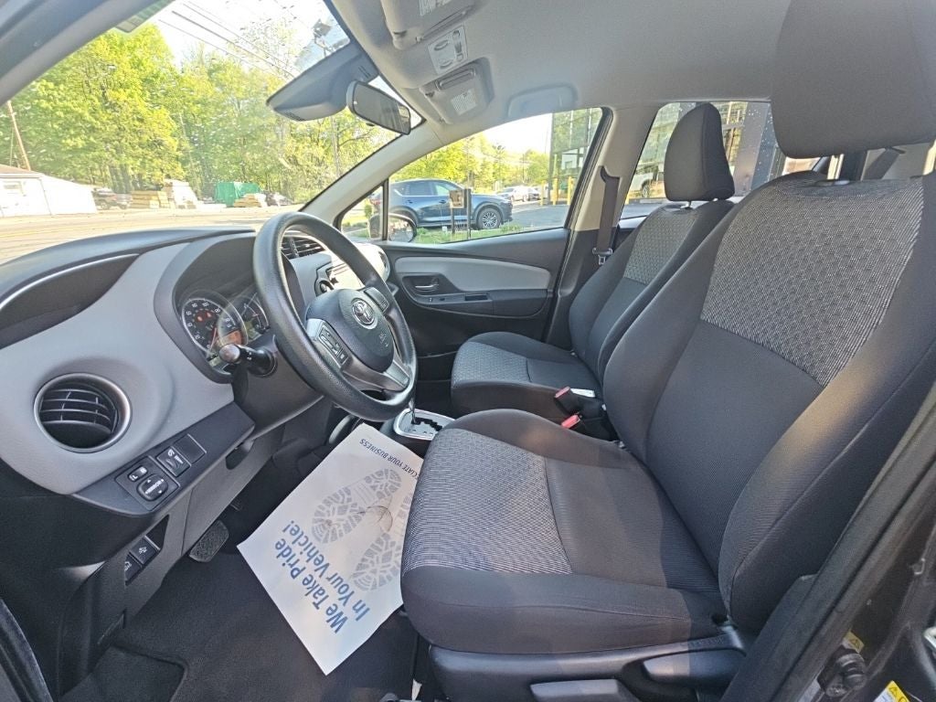 2017 Toyota Yaris LE