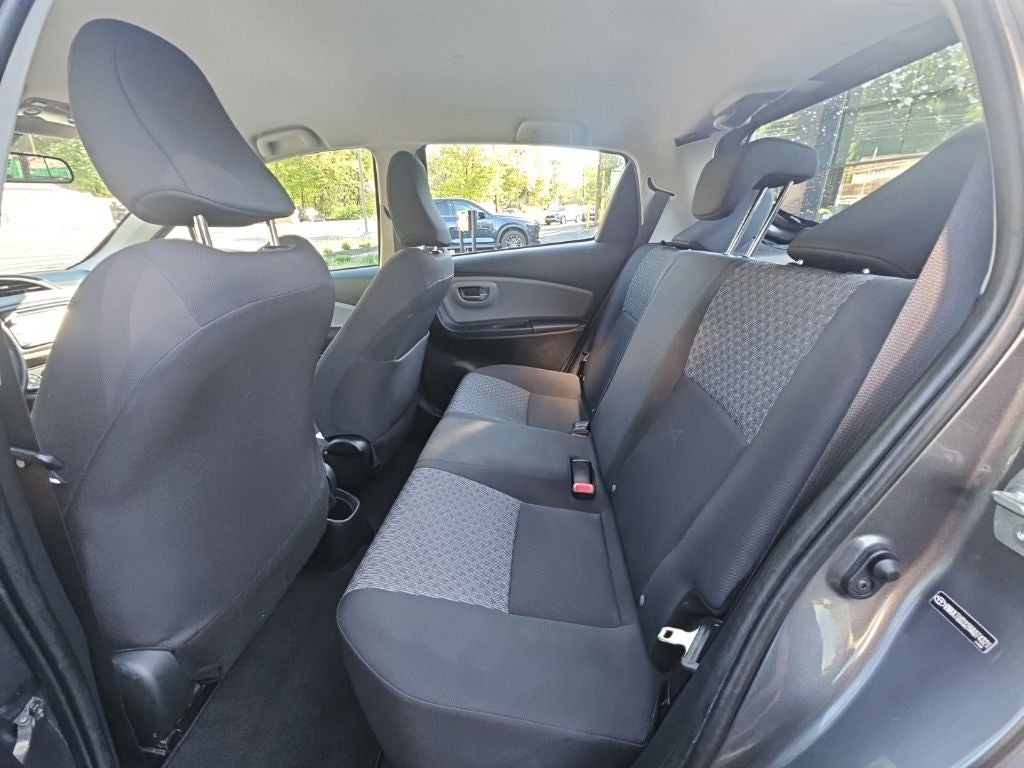2017 Toyota Yaris LE
