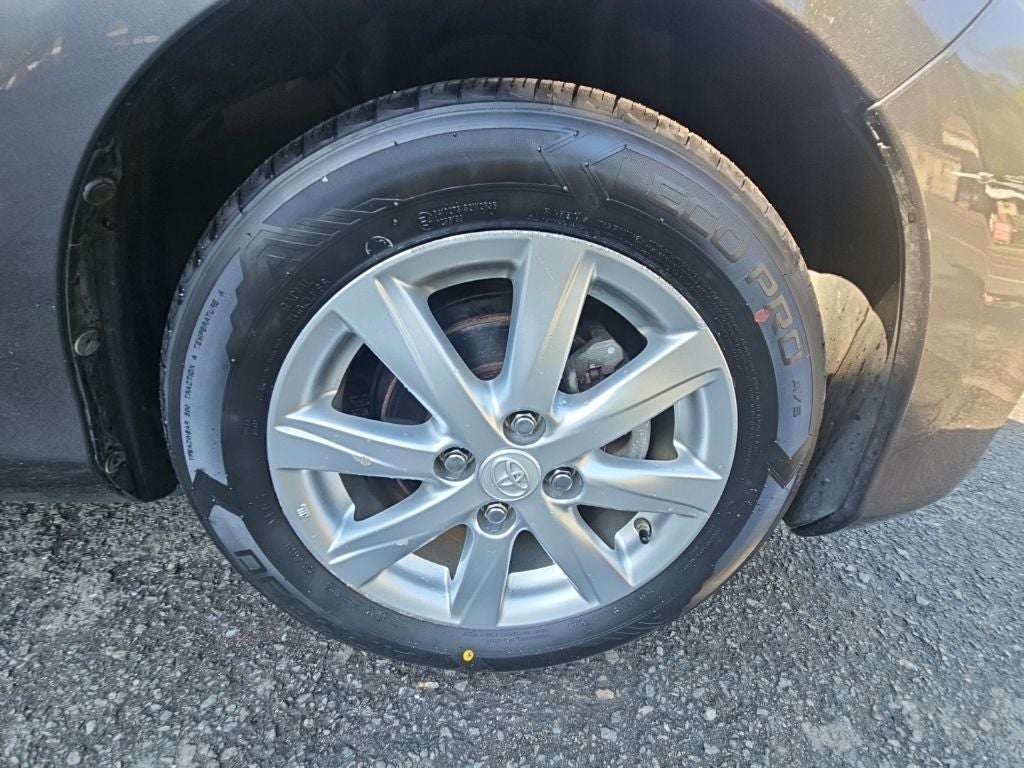 2017 Toyota Yaris LE