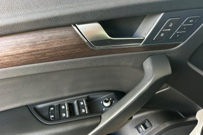 2023 Audi Q5 40 Premium quattro