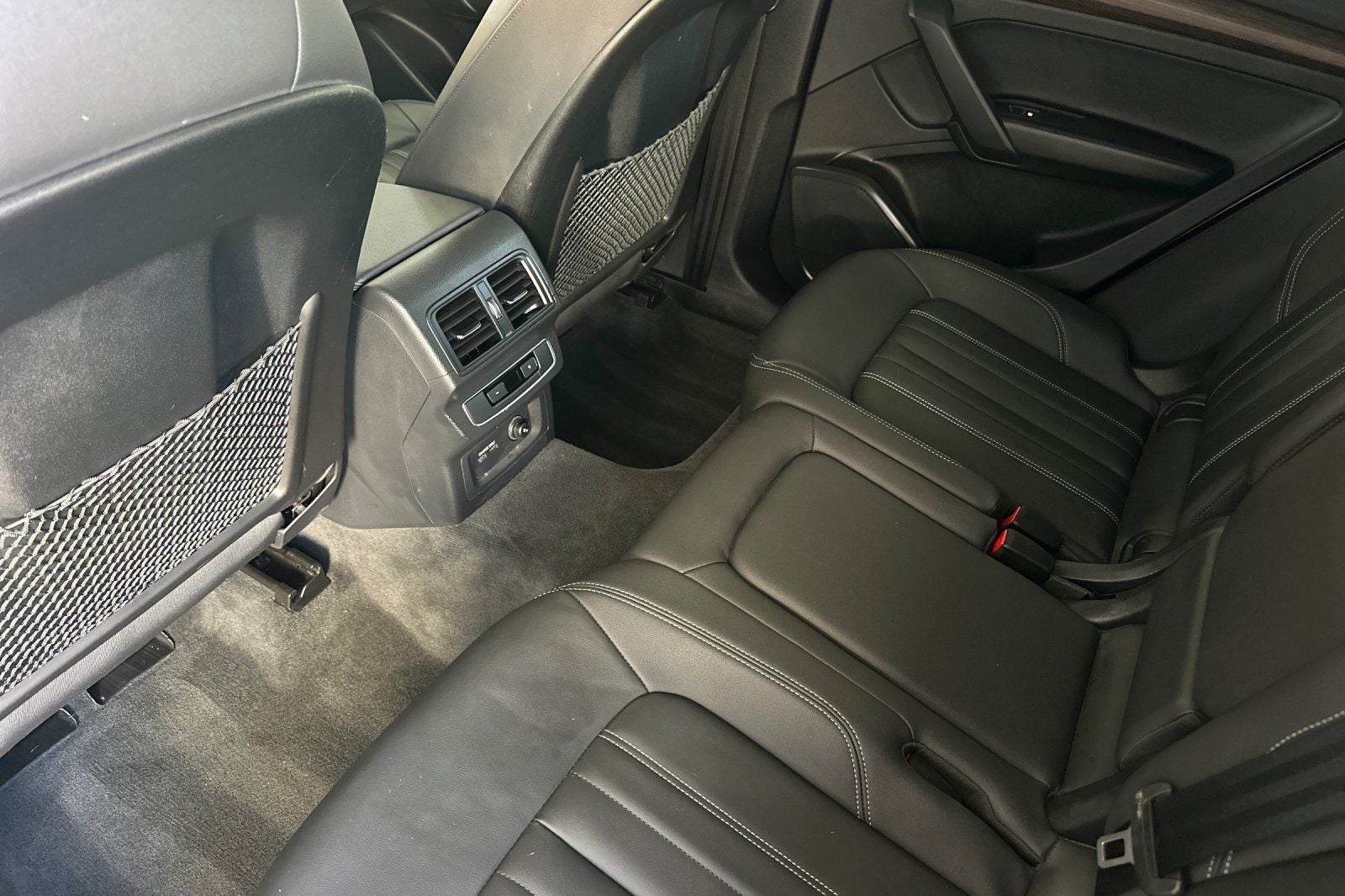 2023 Audi Q5 40 Premium quattro
