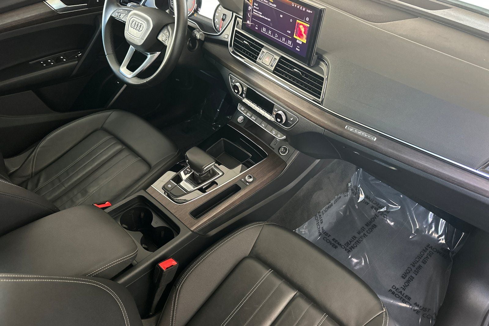 2023 Audi Q5 40 Premium quattro